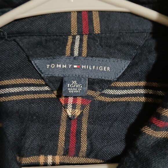 TOMMY HILFIGER Women's XL Adjustable-Sleeved Blue/Red/Cream  Plaid Flannel Shirt - Picture 2 of 12